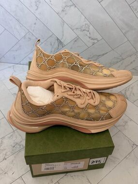 Gucci Womens GG Crystal embellished RUN Sneakers 💕